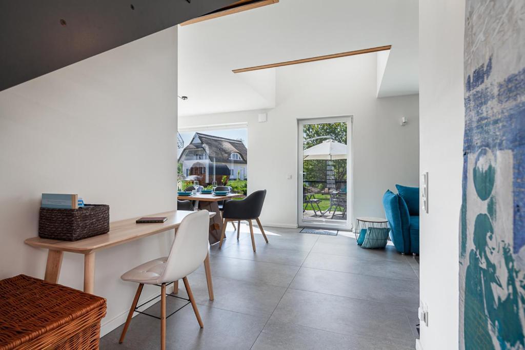 Ferienhaus Ruegen-Relax Trent Exterior photo